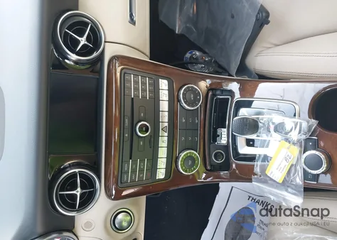 2017 Mercedes-Benz Slc 300 z USA, uszkodzony, nr VIN WDDPK3JA0HF128044